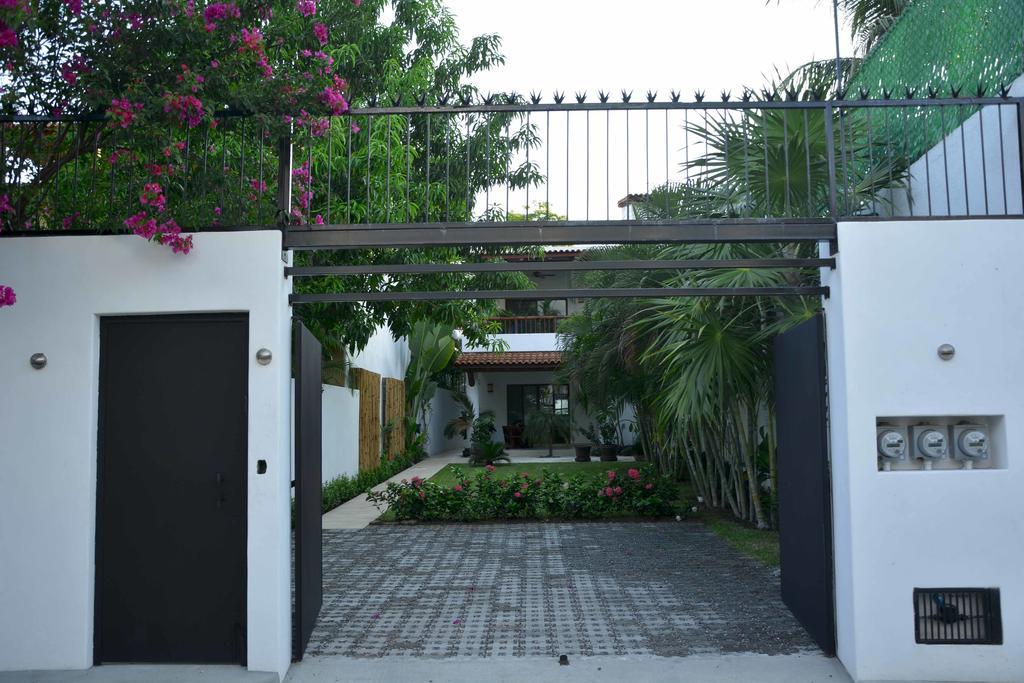 Casa Luz De Luna Zihuatanejo Exterior photo