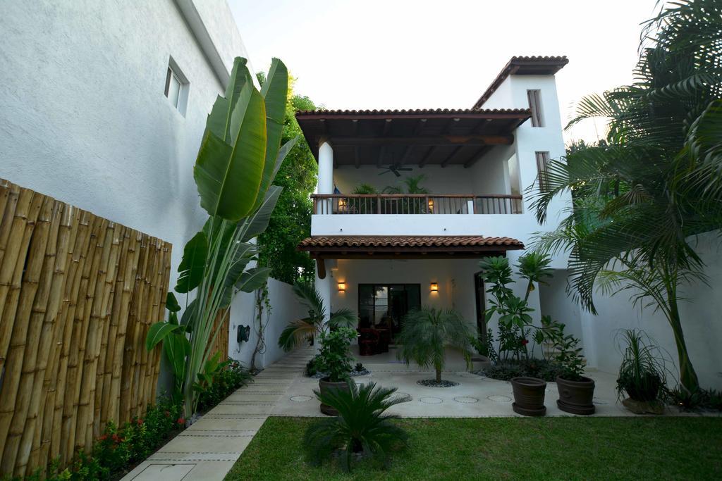 Casa Luz De Luna Zihuatanejo Exterior photo